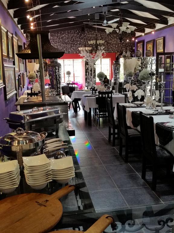 Izimbali Lodge And Restaurant Ермело Екстер'єр фото
