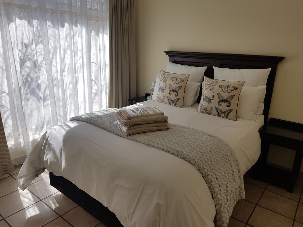 Izimbali Lodge And Restaurant Ермело Екстер'єр фото