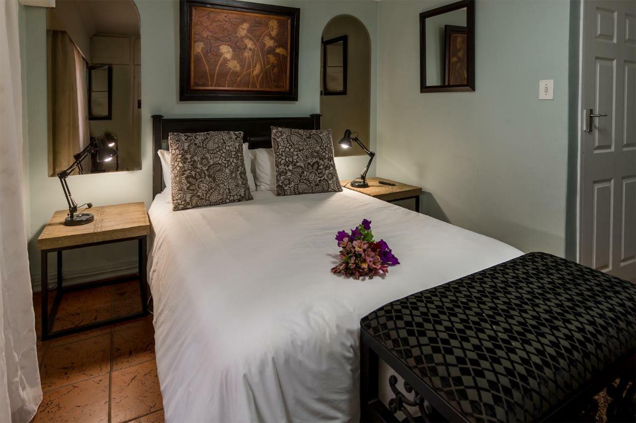 Izimbali Lodge And Restaurant Ермело Екстер'єр фото